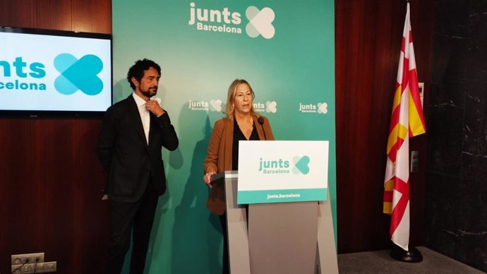 Damià Calvet i Neus Munté en una roda de premsa aquest dimecres