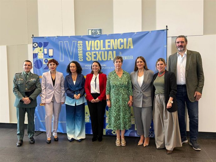 Inauguración en Badajoz del IV Congreso de Violencia Sexual en Extremadura