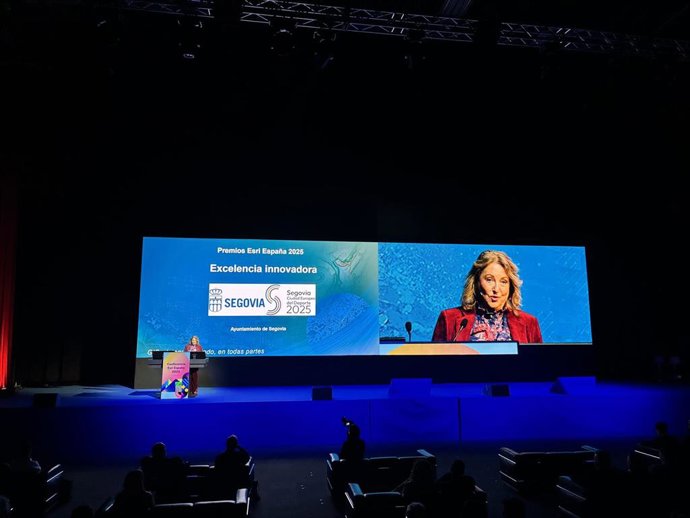 La concejala de Turismo, Innovación y Digitalización, May Escobar, durante su intervención.