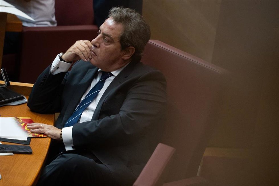 Archivo - El presidente de Vox Valencia, José María Llanos, durante el Debate de Política General, en les Corts Valencianes, a 23 de septiembre de 2025, en Valencia