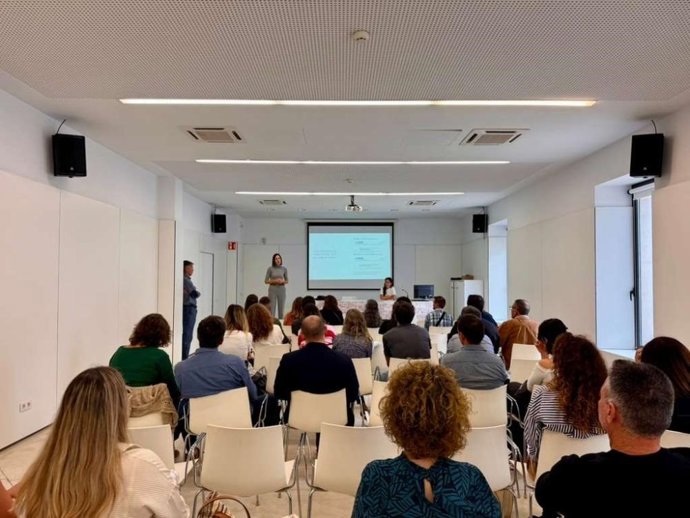 Segunda reunión semestral con las técnicas y técnicos de los museos de la isla
