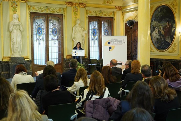 La Justicia de Aragón, Concepción Gimeno, en la clausura de las Jornadas de las Defensorías del Pueblo.