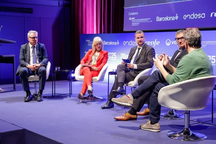 Carmona, Díaz, Patón y Comella en el acto '25 años de Barcelona' de 20minutos