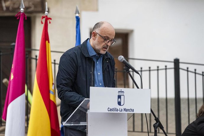 Homenaje a las víctimas de la dana, en la Plaza Mayor de Letur, a 29 de octubre de 2025, en Letur, Albacete, Castilla-La Mancha (España). 