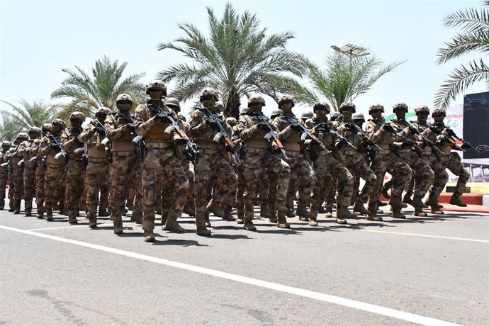 Archivo - Desfile del Ejército de Malí en la capital, Bamako, durante los actos por el 65º aniversario de la independencia, celebrado el 22 de septiembre de 2025 (archivo)