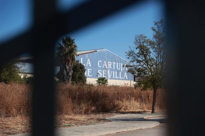 Imágenes actuales de la fábrica de cerámicas de La Cartuja Pickman. 