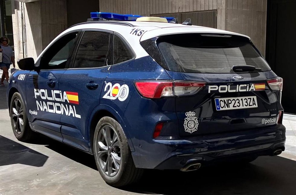 Archivo - Un vehículo de la Policía Nacional. Foto archivo
