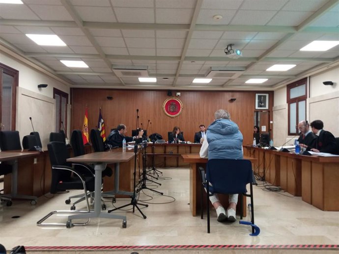 El acusado, durante el juicio.