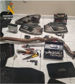 La Guardia Civil detiene a dos personas como supuestas autoras de un delito de robo con escalo en un desguace de Cigales