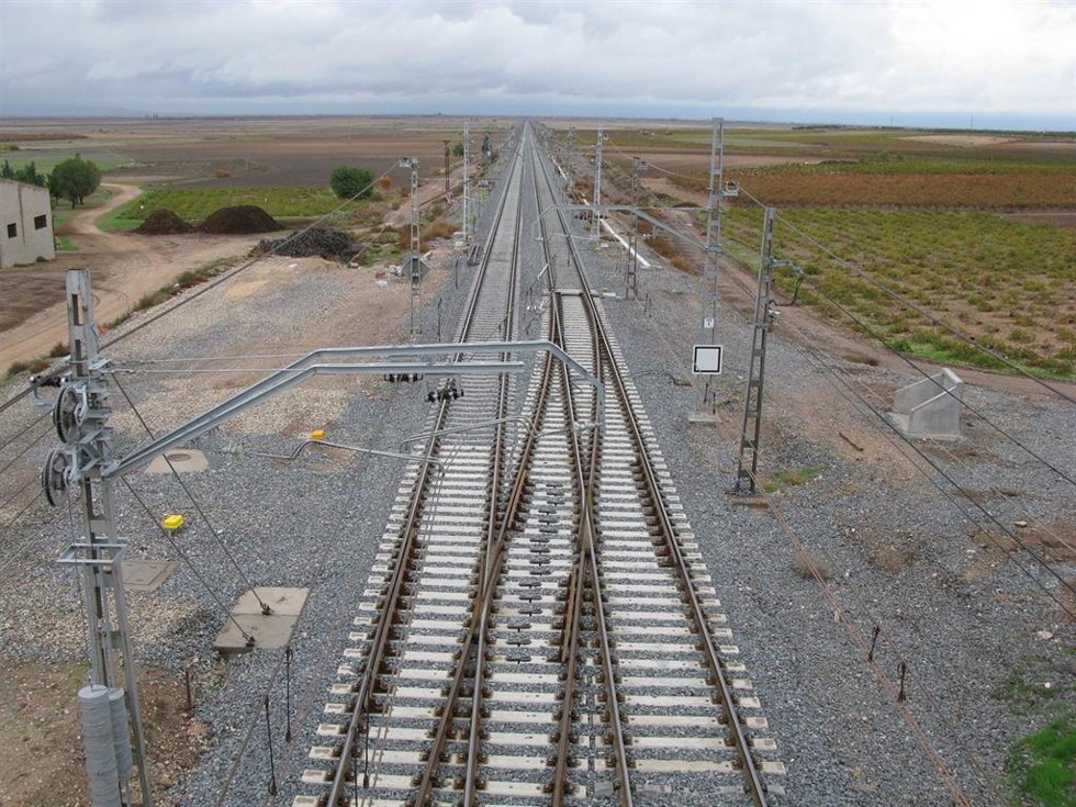 Archivo - Líneas de Ferrocarril