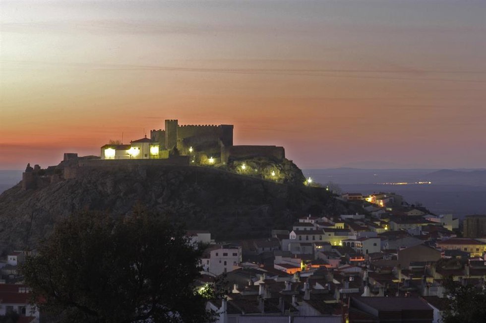 La Torta del Casar lanza la II edición de su Otoño con cinco recorridos para descubrir el patrimonio cacereño
