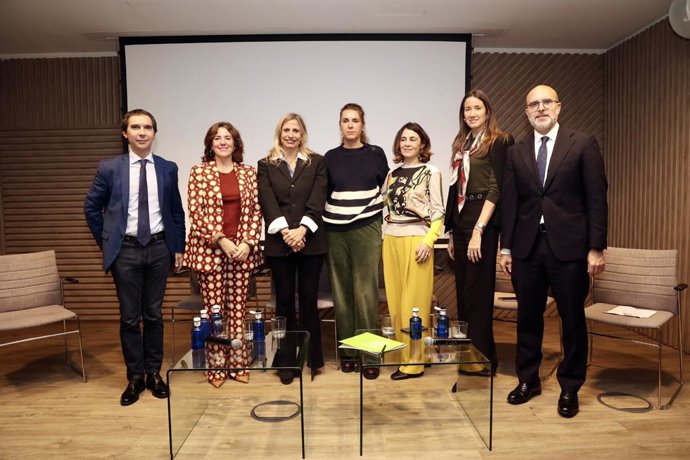 El Instituto Español de Analistas presenta un informe sobre la Unión de Ahorro e Inversiones, en Madrid, a 30 de octubre de 2025.