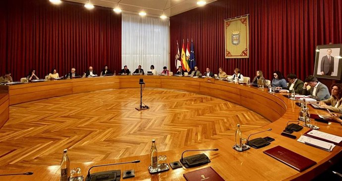 Pleno del Ayuntamiento de Logroño para aprobar las ordenanzas fiscales de 2026