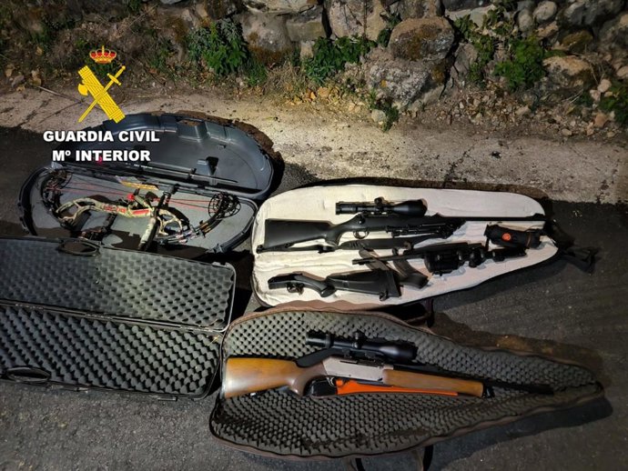 Material intervenido en el marco de la 'Operación Hybicum' en la comarca leonesa de Babia.