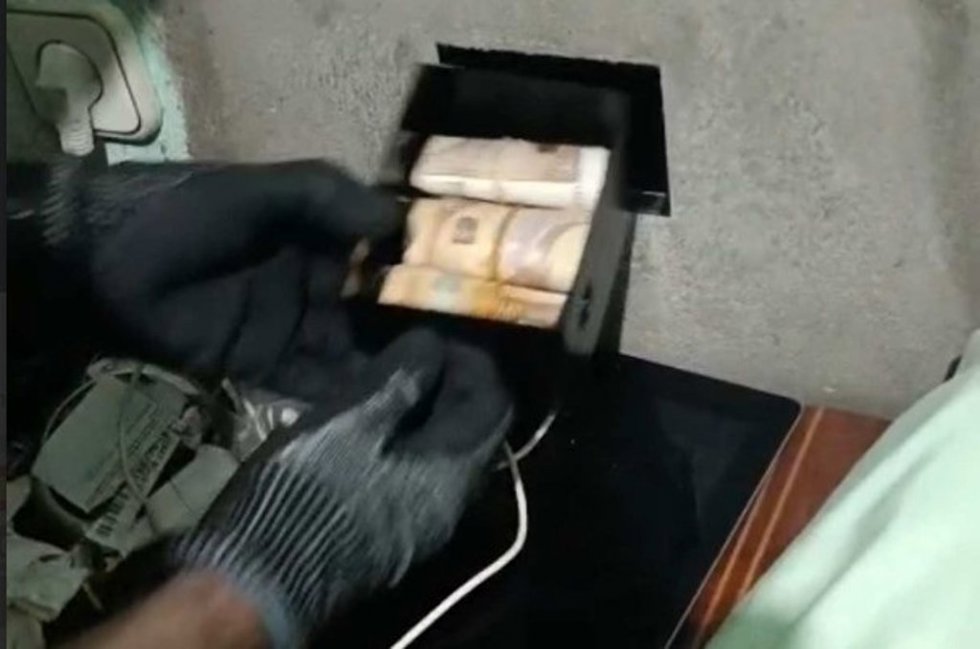La Policía Nacional desmantela un punto de droga "tele-polen" en Dos Hermanas (Sevilla)