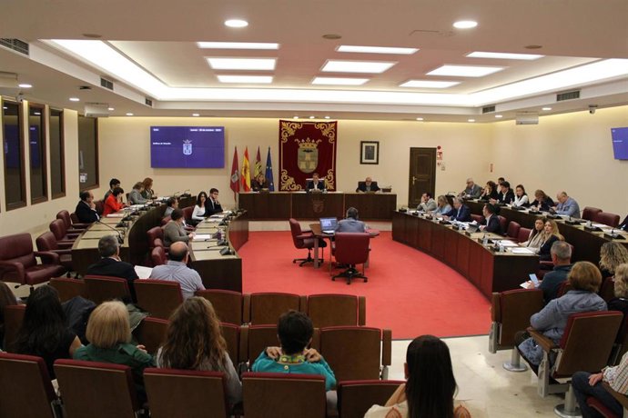 Pleno en el Ayuntamiento de Albacete.