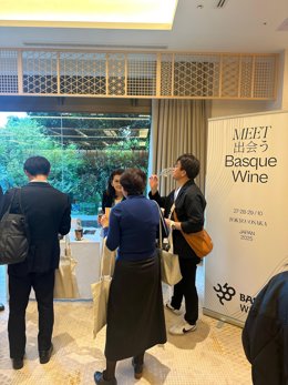 EAEko 20 upategik euskal ardoak sustatu dituzte Japonian