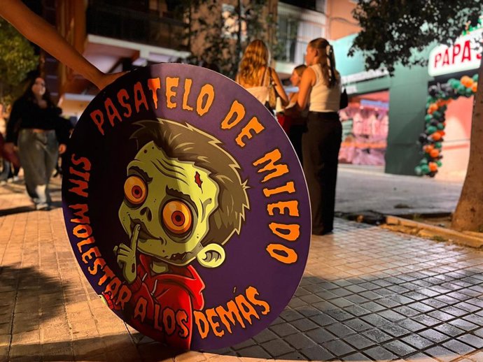 Equipos de concienciación saldrán la noche de Halloween por las zonas de ocio con “zombis silenciosos” para promover la convivencia entre los más jóvenes
