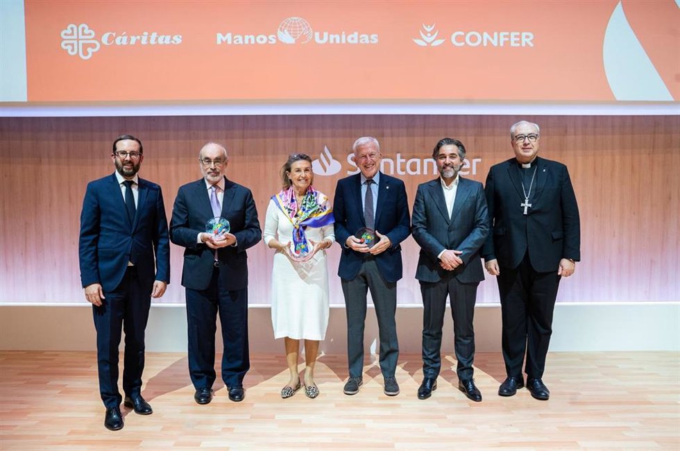 Foto de Familia de la Gala Solidaria Banco Santander