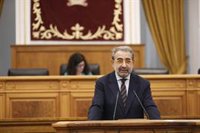 PP y Vox piden que Sanz dimita por las mamografías de Talavera y él contesta: "Es un desastre que no existe"