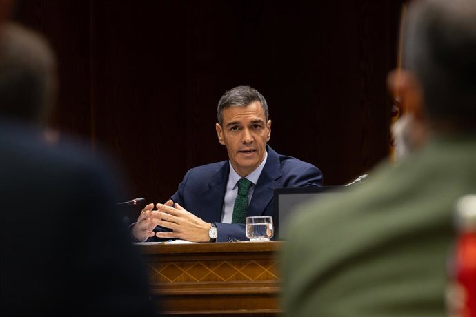 El presidente del Gobierno, Pedro Sánchez, comparece en la Comisión de Investigación sobre el 'caso Koldo', en el Senado, a 30 de octubre de 2025, en Madrid (España). Sánchez, comparece ante la comisión de investigación sobre los contratos, licencias, con