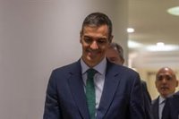 Sánchez sale "contento" tras cinco horas de interrogatorio en el Senado y Bolaños habla de "tremendo bluf" del PP