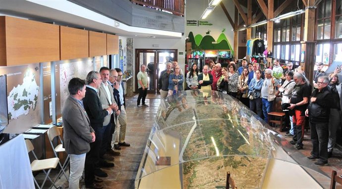 Presentación del nuevo proyecto de gestión del centro de visitantes El Dornajo.