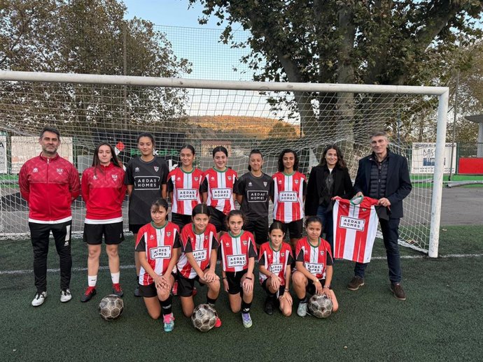 AEDAS Homes, patrocinador de la sección femenina del Sporting de Lutxana de Barakaldo.