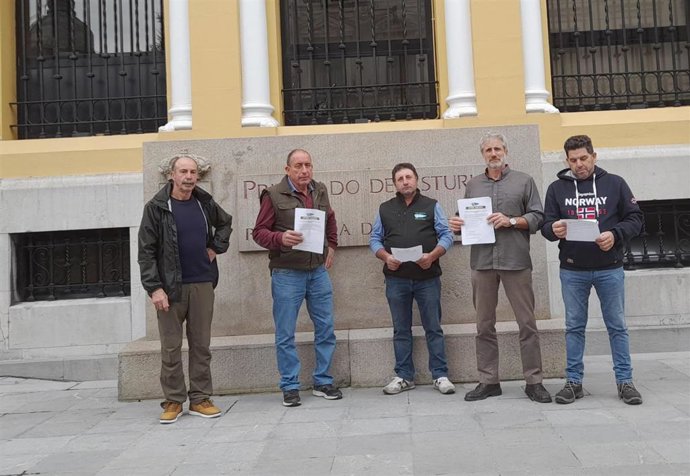 Convocantes de la concentración.