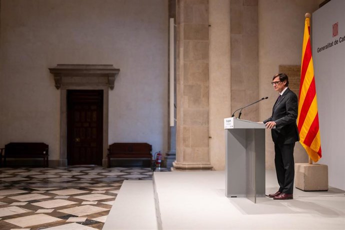 Archivo - El president de la Generalitat, Salvador Illa, interviene durante un acto, en el Palau de la Generalitat, a 8 de septiembre de 2025, en Barcelona, Catalunya (España).