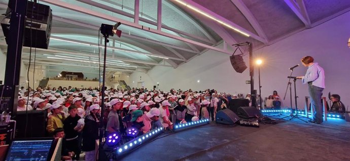 La directora general de Empresa y Comercio, Arantxa González Montell, durante la inauguración del II Festival Nacional de Educación y Emprendimiento, organizado por el Gobierno de Asturias, Valnalón y Genyus School.