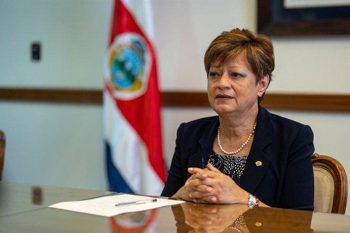 Archivo - August 16, 2024: 19/08/2024, San JosĂ�Â, Tribunal Supremo de Elecciones, retratos de la presidenta del TSE Eugenia MarĂ�Âa Zamora ChavarrĂ�Âa.