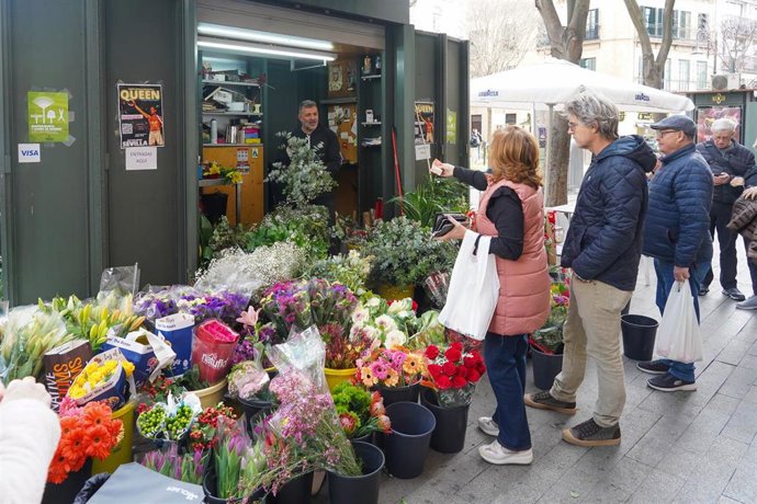 Archivo - Floristería de la Alfalfa, en Sevilla (Andalucía).