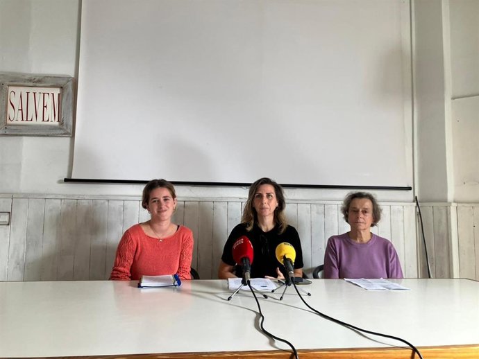 Las tres representantes del GOB, este jueves en una rueda de prensa.