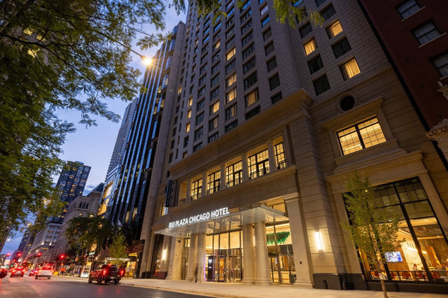 RIU Plaza Chicago