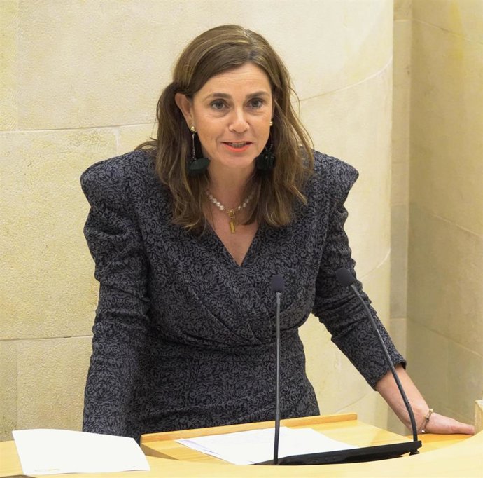 Archivo - La diputada del PRC en el Parlamento de Cantabria Paula Fernández