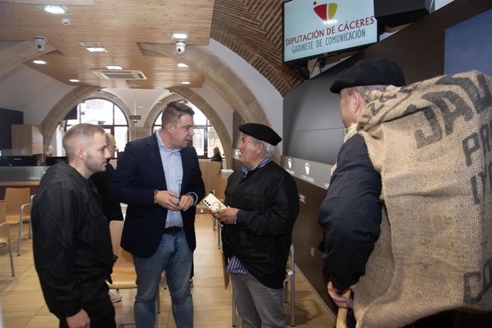 Presentación de la fiesta Borrallás Magusto, A Festa d'as Castañas.