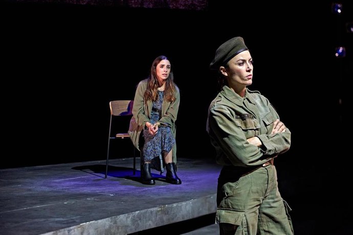 Archivo - Una escena de 'Todos los pájaros'