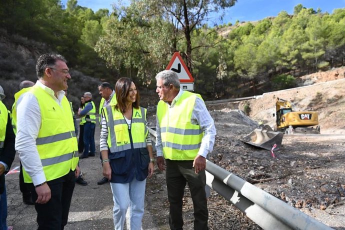 La Consejera De Fomento, Articulación Del Territorio Y Vivienda, Rocío Díaz, Visita Las Obras Para La Mejora Del Trazado De La Carretera A-1175 Entre Los Municipios De Berja Y Turón.