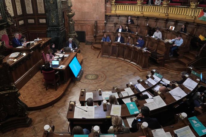 Pleno del Ayuntamiento de Barcelona.