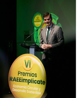 El vicepresidente de la Federación Andaluza de Municipios y Provincias (FAMP) y alcalde de Estepa (Sevilla), Antonio Jesús Muñoz, en la entrega de Premios de la sexta Edición de los Premios RAEEimplícate.