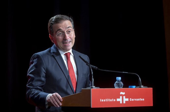O Ministro de Relações Exteriores, Cooperação e União Europeia, José Manuel Albares, durante a apresentação do Anuário do Instituto Cervantes 'Espanhol no Mundo 2025', no Instituto Cervantes, em 28 de outubro de 2025, em Madri (Espanha). O Anua