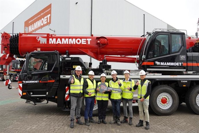 Mammoet Adds XCMG Hybrid Mobile Crane To European Fleet