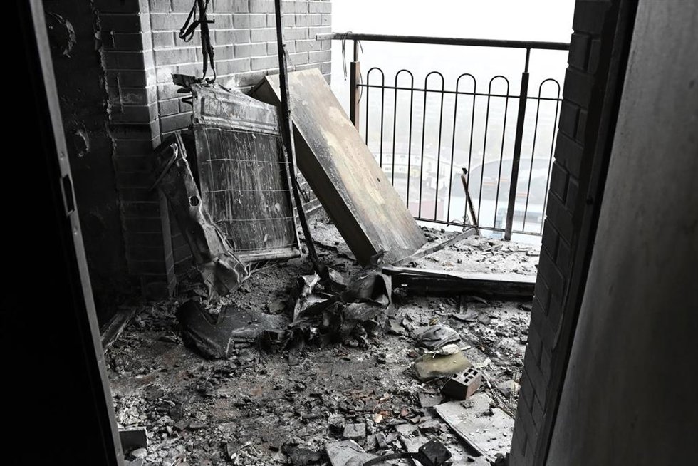 Edifiicio de viviendas dañado por un ataque ruso en Kiev, Ucrania