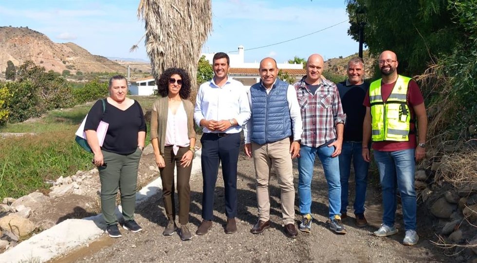 Visita a las obras de un camino rural de Mojácar (Almería).
