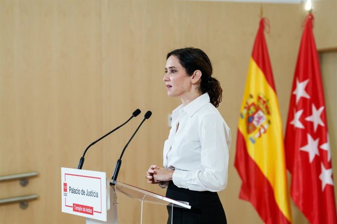 La presidenta de la Comunidad de Madrid, Isabel Díaz Ayuso, 
