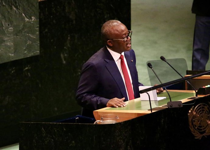 Archivo - September 25, 2025, New York City, New York: (NEW) UNGA 80 Plenary Meeting General Debate. September 25, 2025, New York, USA: His Excellency Umaro Sissoco Embalo, President of the Republic of Guinea-Bissau addresses the UNGA 80 Plenary Meeting G