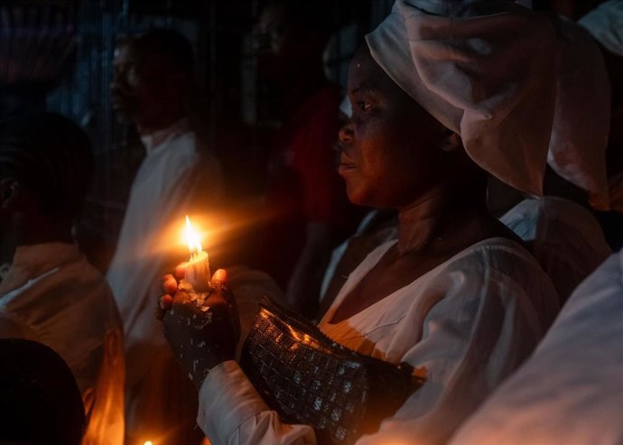 Archivo - Imagen de archivo de una ceremonia cristiana en Lagos (Nigeria)