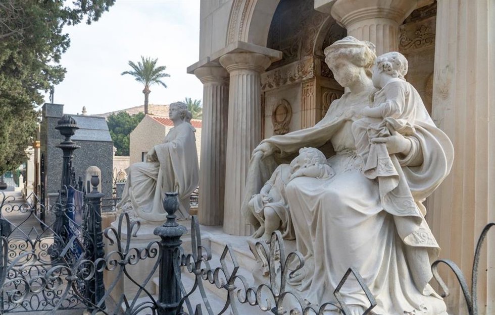 Panteón del cementerio de Nuestra Señora de Los Remedios