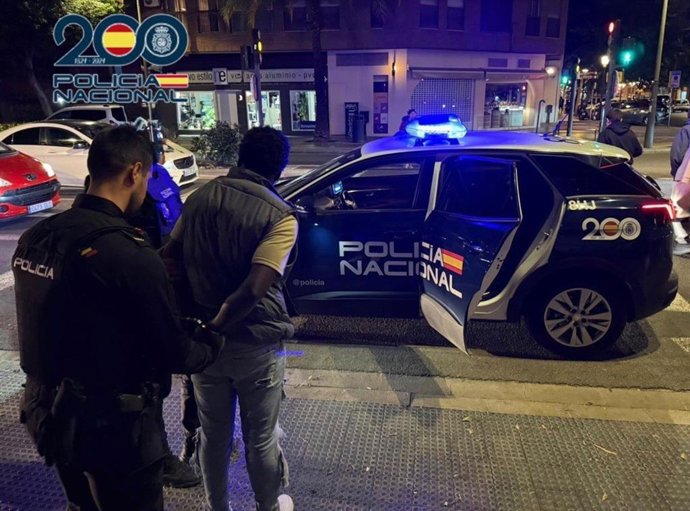 Detenidas 28 personas en València por lesiones, robos o tráfico de drogas en el dispositivo especial de Halloween